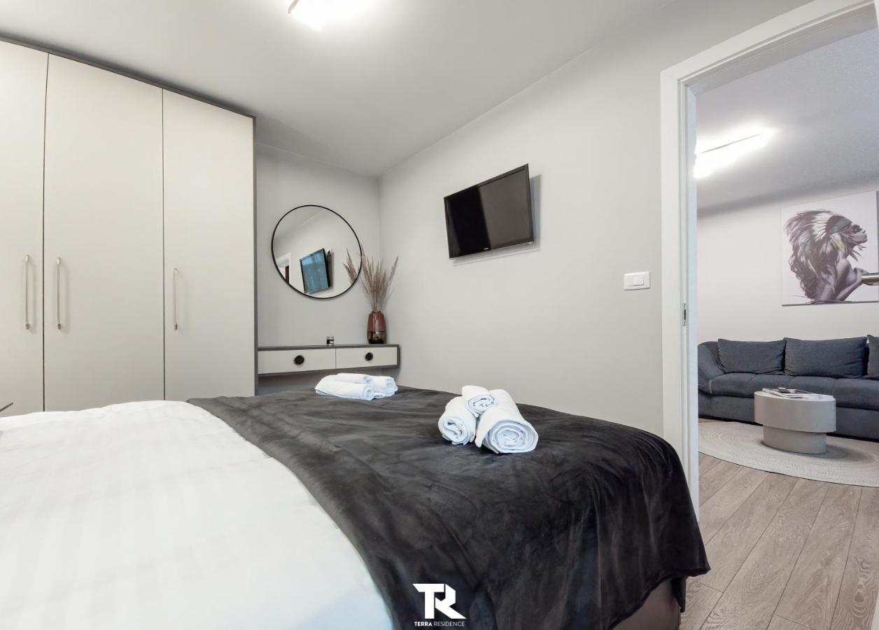 Terra Apartment Suceava Exterior photo